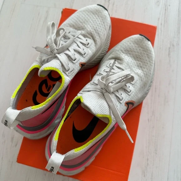 Nike React Infinity Run - Picture 3 of 8